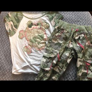 Girls Justice camo. Skull outfit